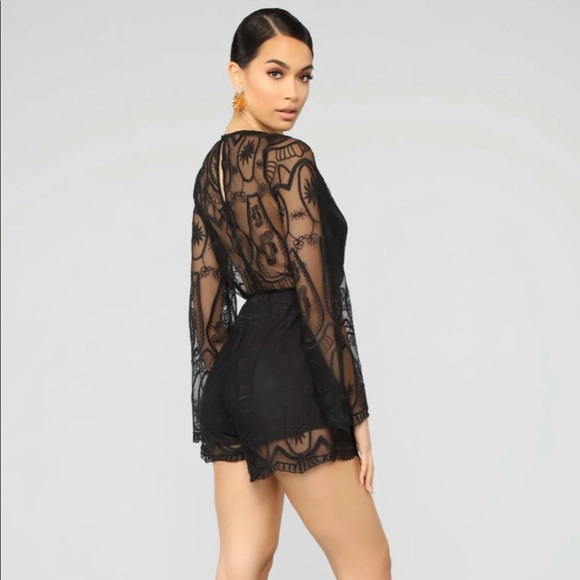 Fashion Nova romper - Picture 3 of 5